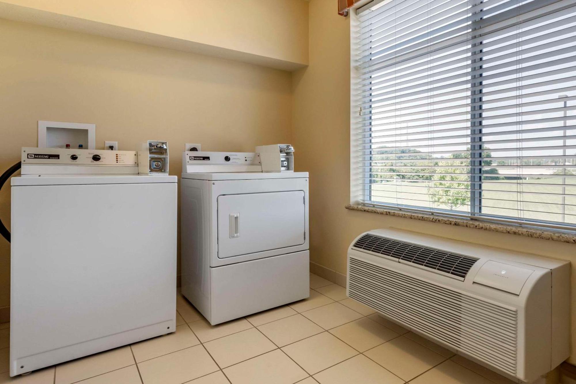 Comfort Inn & Suites Dover Εξωτερικό φωτογραφία